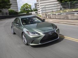 Lexus ES 300h (JP) 2019 รถรุ่นแรกในโลกที่ไม่มีกระจกข้าง!