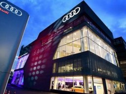 Audi ประเทศไทยรุกหน้าการตลาด ตั้งโชว์รูมแห่งแรกที่มีบันไดเลื่อน!