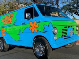 Scooby Doo, where are you??? รถแต่ง Ford ลาย The Mystery Machine ออกงานประมูลที่รัฐอริโซน่า