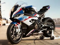 รออีกไม่นานสุดยอดบิ๊กไบก์ All New BMW S1000RR มาแน่นอน