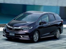 พ่อบ้านญี่ปุ่นมีเฮ Honda Jazz ส่งไม้ต่อรถอเนกประสงค์ Honda Shuttle ตัวใหม่