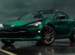 ตลาดรถมีเฮ Toyota 86 Hakone Edition พร้อมเผยโฉมด้วยสีเขียวแมลงทับ 