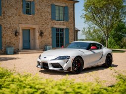 Toyota GR Supra 2020 ขายดีจัด จนดีลเลอร์แอบขึ้นราคาเอง มันพิเศษยังไง มาดูกันเลย