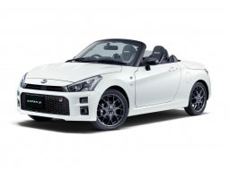 Toyota Copen GR sport รถจิ๋วแต่งสปอร์ต ขายเฉพาะญี่ปุ่นเท่านั้น