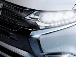 ไหวเหรอ Mitsubishi Outlander PHEV 2021 เปิดตัว 1 ธ.ค. 63 ด้วยโฉมเก่า