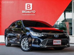 2016 Toyota Camry 2.5  Hybrid Sedan AT (ปี 12-16) P5127