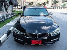 2016 BMW 320d 2.0 Iconic รถเก๋ง 4 ประตู 