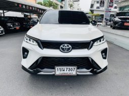 2020 Toyota Fortuner 2.4 Legender SUV ดาวน์ 0%