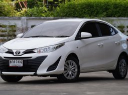 2019 Toyota Yaris Ativ 1.2 J รถเก๋ง 4 ประตู ออกรถฟรี