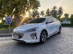 2018 Hyundai IONIQ EV รถเก๋ง 5 ประตู ออกรถง่าย