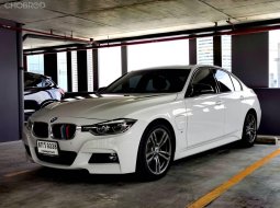 2017 BMW 330E 2.0 M Sport สีขาว รถมือเดียว ไมล์น้อย