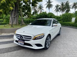 2019 Mercedes-Benz C300 2.0 e Avantgarde รถเก๋ง 4 ประตู ออกรถง่าย