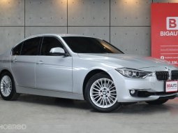 2015 BMW 320i 2.0 F30 Sedan Luxury AT รถออกศูนย์ BMW TH P387.66