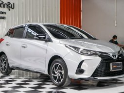 🔥ฟรีทุกค่าดำเนินการ🔥 Toyota YARIS 1.2 Sport  ปี2021 รถเก๋ง 5 ประตู 