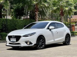 2015 Mazda 3 2.0 SP รถเก๋ง 5 ประตู ออกรถง่าย โทร 0639435127 คุณบึง