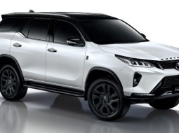 Toyota Fortuner 2022 ไมเนอร์เชนจ์ ดีไซน์ใหม่รอบคัน เปิดตัว 3 เกรด 9 รุ่นย่อย พร้อมจำหน่ายรุ่นพิเศษ 60 ปี