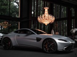ขาย รถมือสอง 2021 Aston Martin Vantage 4  