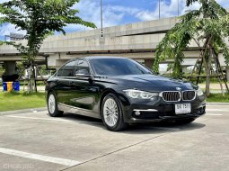 2017 BMW 320d 2.0 Luxury รถเก๋ง 4 ประตู รถสวย