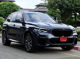 2022 BMW X5 3.0 xDrive30d M Sport SUV รถบ้านมือเดียว