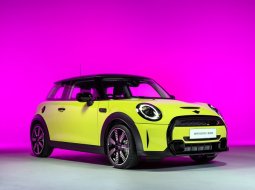 Mini Cooper ปี 2022 เปิดตัวรุ่นพิเศษ Advanced Edition ราคา 2,949,000 บาท