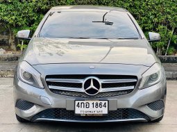 💥 Benz A180  ปี 2015  ไมล์น้อย 80,000  km สีพิเศษ ประวัติ ศูนย์ BenZ thailand  