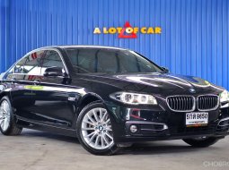 BMW 528i Luxury F10 LCI ปี 2016 มือเดียว ไม่เคยเฉี่ยวชน สภาพใหม่เอี่ยม เข้าศูนย์ตลอดระยะ