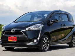 ขาย รถมือสอง 2018 Toyota Sienta 1.5 V รถเก๋ง 5 ประตู