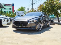 2021 Mazda 3 2.0S Sedan รถสวยสภาพพร้อมใช้งาน ไม่แตกต่างจากป้ายแดงเลย 