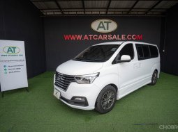 ขาย รถมือสอง 2018 Hyundai Grand Starex 2.5 VIP รถตู้/VAN  ออกรถ 0 บาท