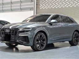 2020 Audi Q8 3.0 50 TDI quattro S line 4WD SUV รถบ้านมือเดียว