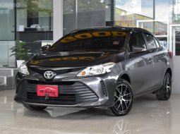 Toyota VIOS 1.5 J ปี 2017 สวยสภาพป้ายแดง วิ่งแค่ 50,000 โล รถบ้านมือเดียว ไม่เคยติดแก๊ส