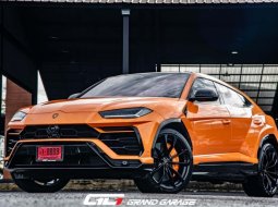 2021 Lamborghini URUS  Urus Perl Capsule Design Edition
