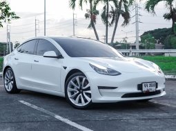 2020 Tesla Model 3 LONG RANGE DUAL MOTOR UK SPEC 4WD รถเก๋ง 4 ประตู 
