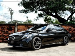 2021 Mercedes-Benz C220 2.0 d AMG Dynamic รถเก๋ง 4 ประตู ออกรถง่าย
