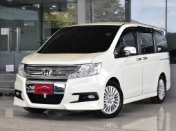 Honda STEPWGN SPADA 2.0 JP ปี 2013 รถบ้านแท้ๆ สวยเดิมทั้งคัน ไม่เคยติดแก๊สมาก่อน วิ่งน้อยมาก