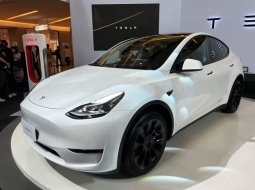 Tesla เปิดตัว Model 3 ปี 2023 ในไทย ราคาเริ่ม 1.759 ล้านบาท Model Y ปี 2023 ราคาเริ่ม 1.959 ล้านบาท รุ่นนำเข้าและตลาดมือสองป่วนหนัก