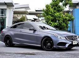  Mercedes Benz E200 AMG Coupe W207  หลังคาแก้ว