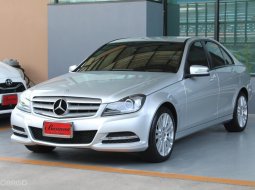 Mercedes-Benz C200 1.8 W204 Style ปี 2013 เกียร์ AT