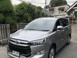 Toyota Crysta 2.8g 2017 diesel 7 seats