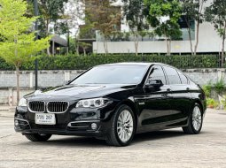 2014 BMW SERIES 5, 525d โฉม F10 LUXURY  LCI สีดำ เครื่องยนต์ดีเซล Twin Tubo