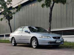 2000 Honda ACCORD 2.3 EXi รถเก๋ง 4 ประตู รถบ้านแท้ มือเดียวป้ายแดง ไมล์แท้
