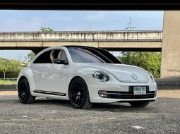 ขาย รถมือสอง 2012 Volkswagen Beetle 2.0 รถเก๋ง 2 ประตู  ออกรถ 0 บาท