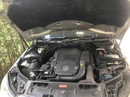 2011 Mercedes-Benz C200 CGI 1.8 รถเก๋ง 4 ประตู เจ้าของขายเอง ผู้หญิงขับ มือเดียว 