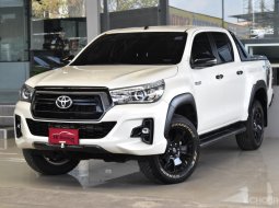 Toyota Hilux Revo 2.4 Prerunner G Rocco ออโต้ ปี2019 สภาพป้ายแดง ไม่เคยทำสี วิ่งแค่ 30,000 โล