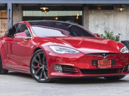 Tesla model S 2020 Performance ludicrous mode