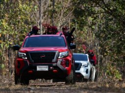 นิสสัน ส่งกระบะ Nissan Navara 2023 ให้ทีมเหยี่ยวไฟ นับสนุนภารกิจพิชิตไฟป่า