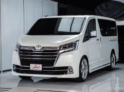 ขายรถ Toyota Majesty Premium ปี 2020