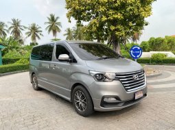 2019 Hyundai Grand Starex 2.5 VIP รถตู้/VAN รถสวย