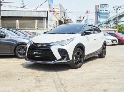 2022 Toyota Yaris 1.2 Sport Premium Black Roof X-URBAN