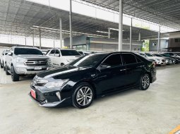 TOYOTA CAMRY 2.0 G EXTREMO 2017 รถสวย มือแรกออกห้าง ไมล์น้อย 9 หมื่นโล สภาพป้ายแดง รับประกันตัวถัง